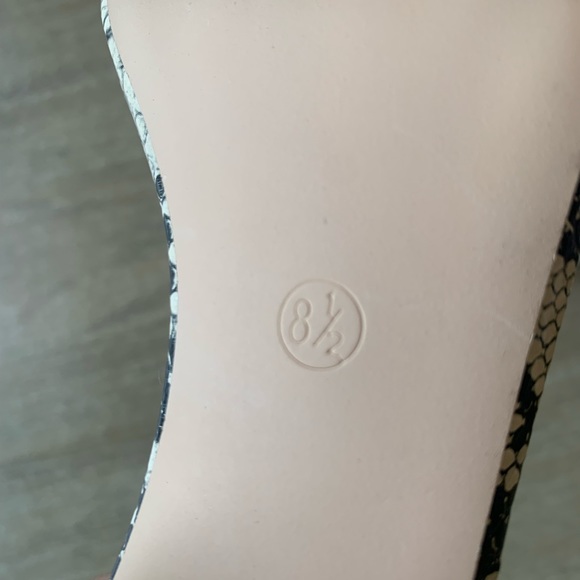 Lulu’s women’s animal print high heeled shoes sandals - Picture 7 of 9